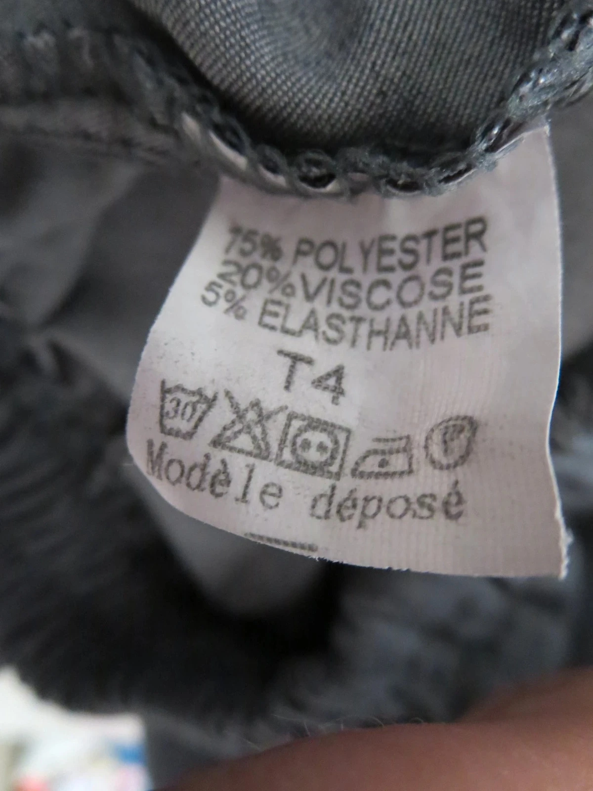 Pantalon 3/4 gris effet chiné - Taille T4 42/44  Détails géométriques – photo 2